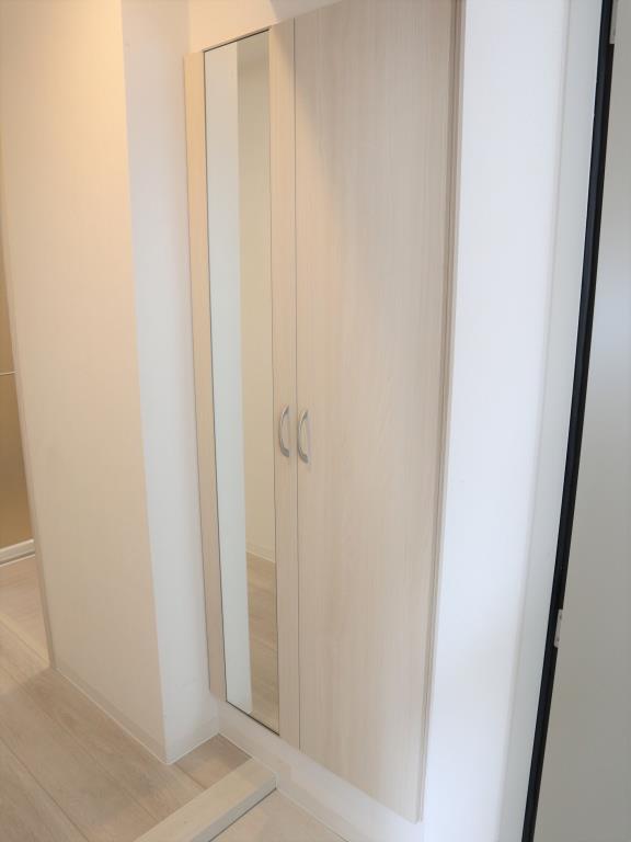 サランコート 玄関