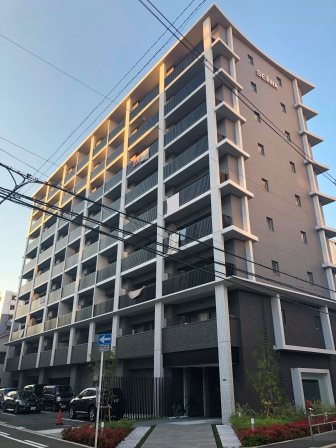 鉄筋コンクリート造9階建
