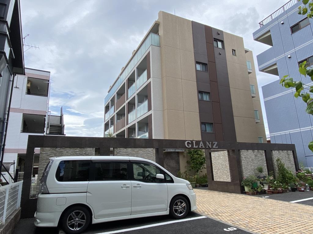 GLANZ 外観写真