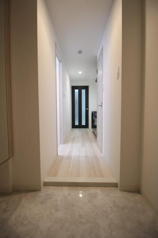 アンファンテーヌ 玄関