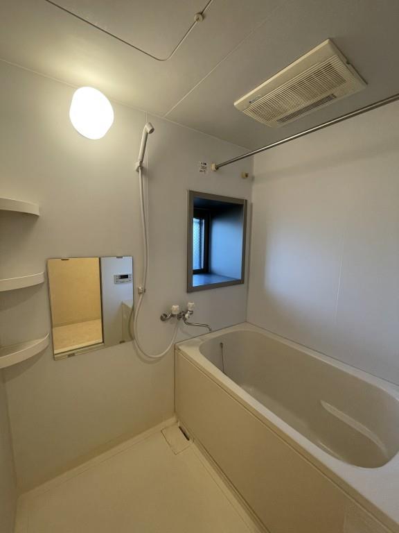 フェイム イッサ 風呂画像