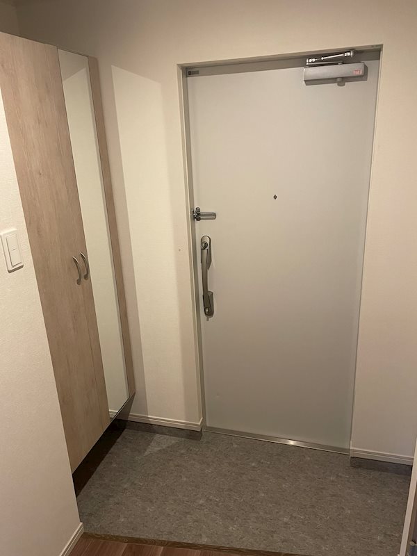 天晴 玄関
