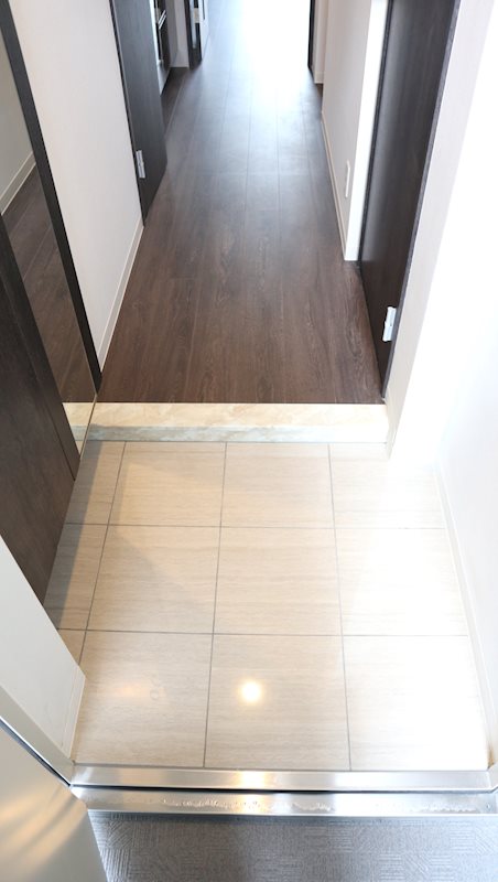 MAGES世田谷 玄関