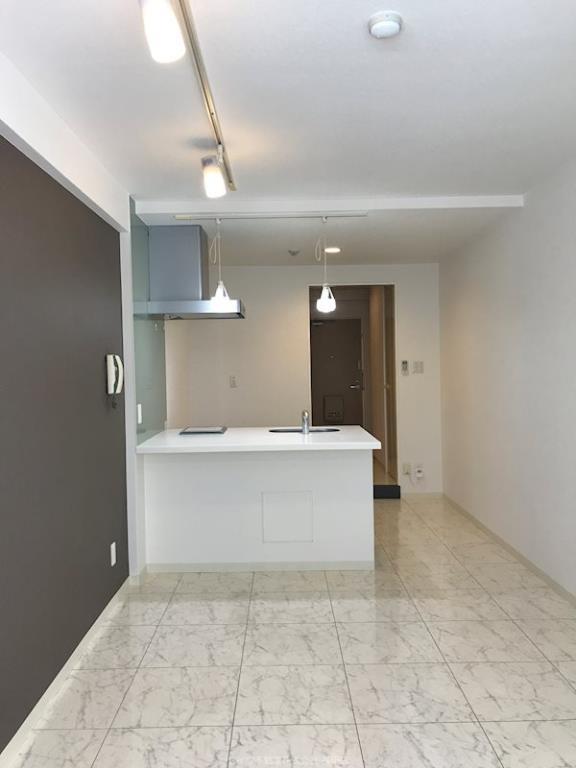 ホワイトプラザ リビング