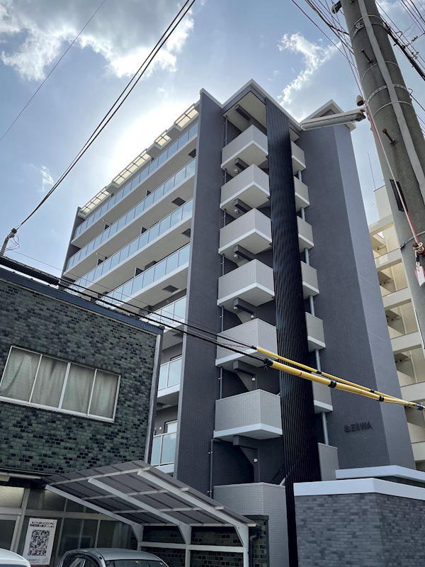 ラウレア西院 外観写真