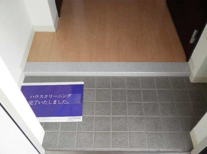 デル スール ラ ローザ 玄関