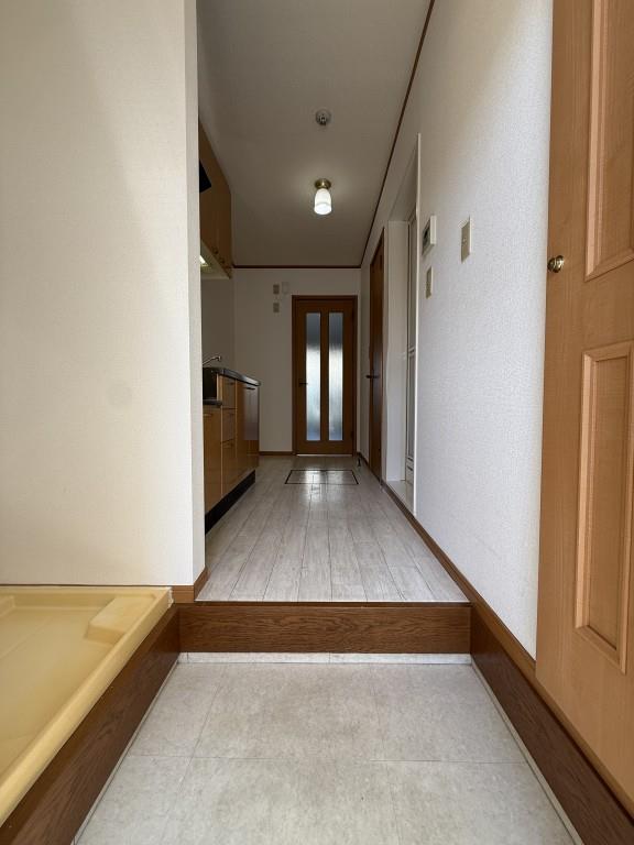 グローリー1番館 玄関