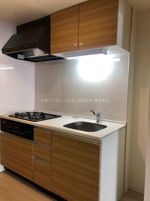 メゾン ラグジュア キッチン