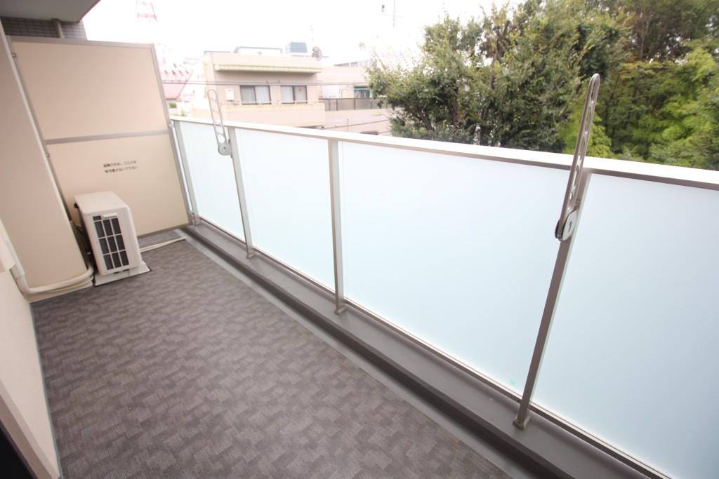 イルミナーレ学大 ベランダ