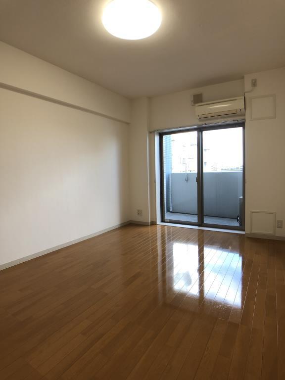 ニューボンデージ リビング