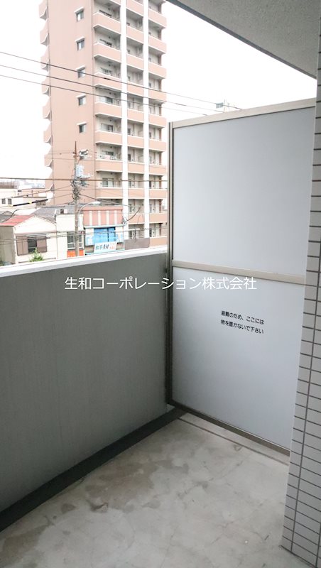 ニューボンデージ ベランダ