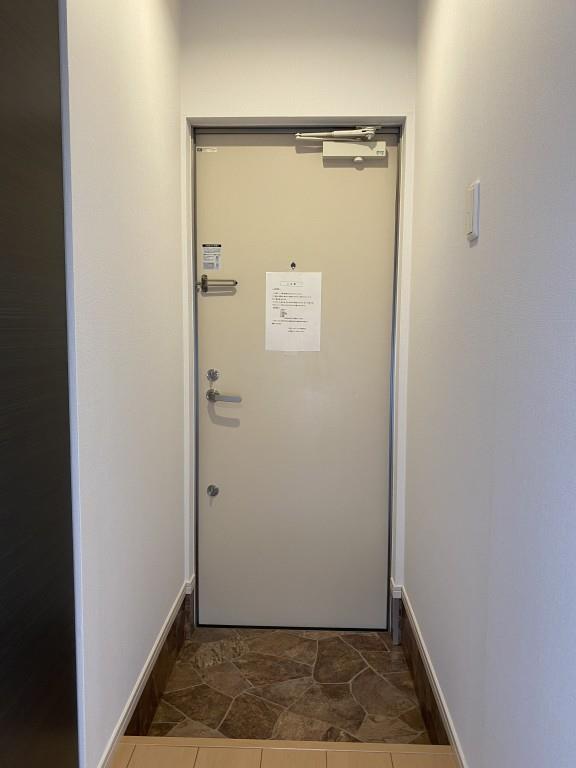 ハイム･ヤバタ 玄関