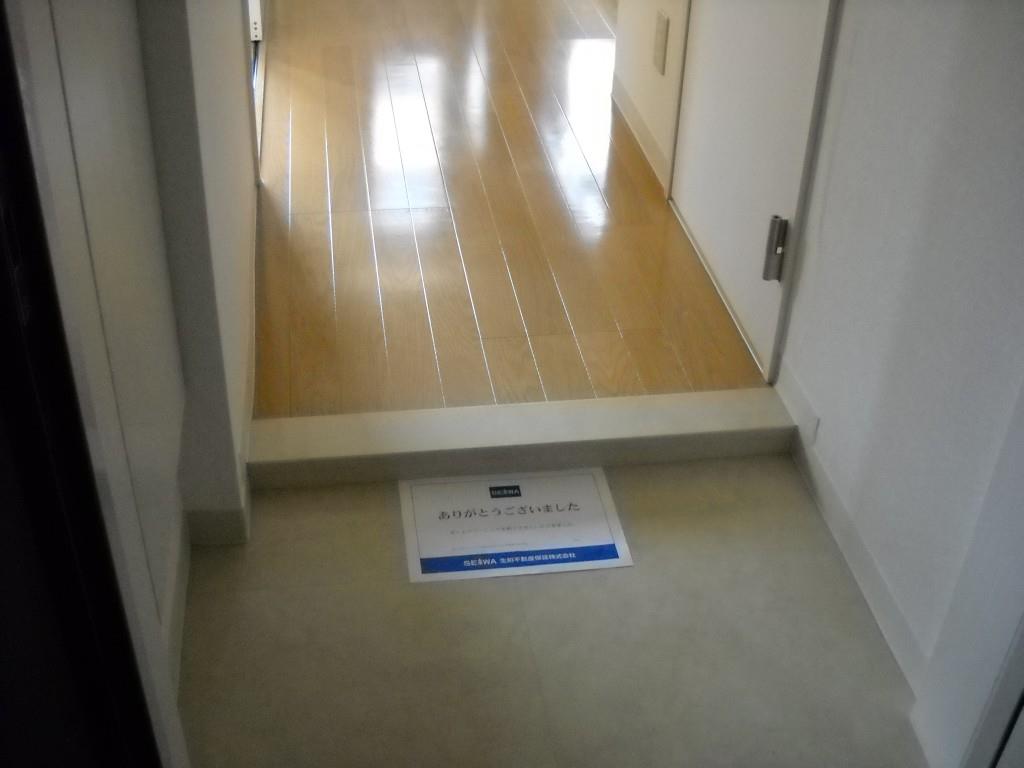 イストアール 玄関