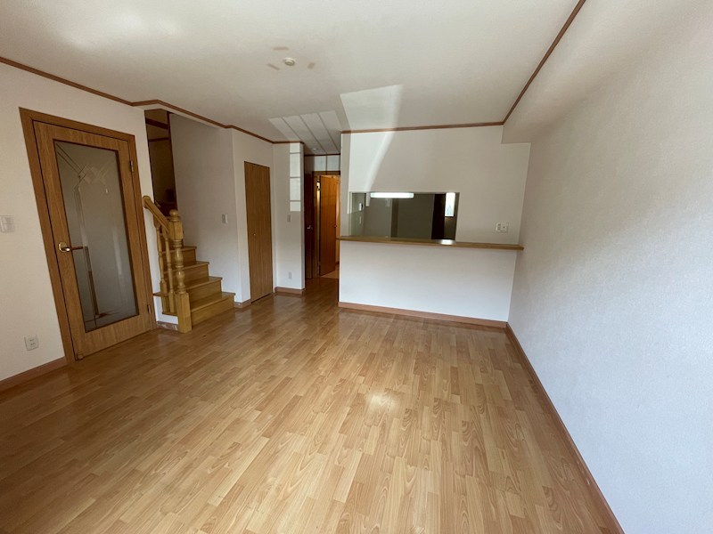 ヴィラージュ刀根山Ⅰ リビング