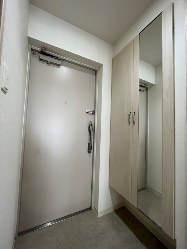 スペランツァ十三東 玄関