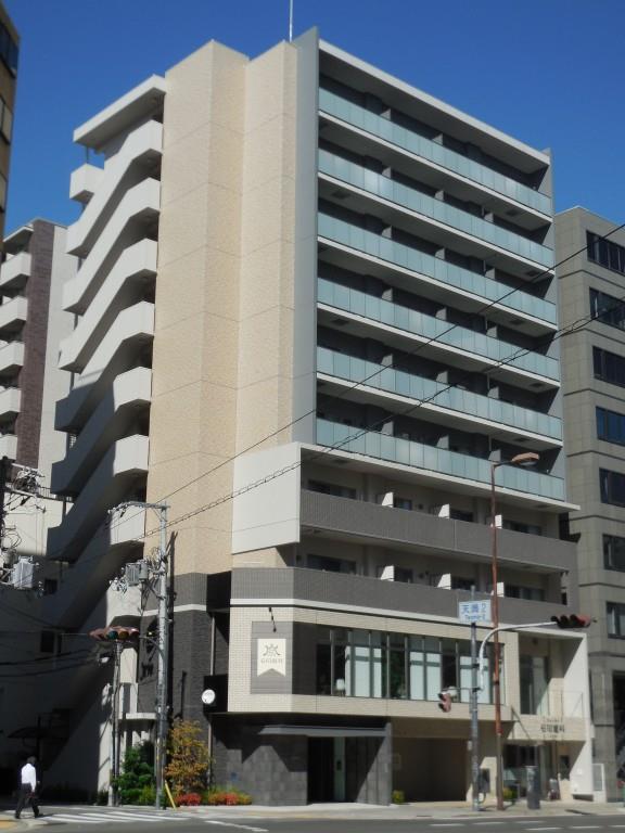 鉄筋コンクリート造10階建て