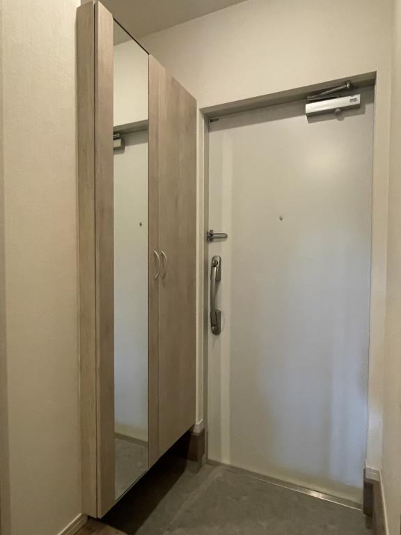 ヴァン・ヴェール鷹の台 玄関