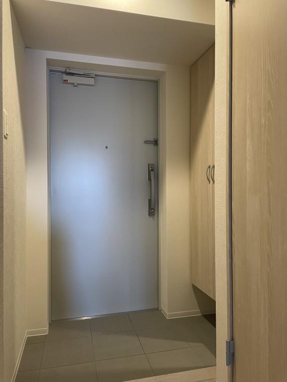 オンズマリーナ浅草 玄関