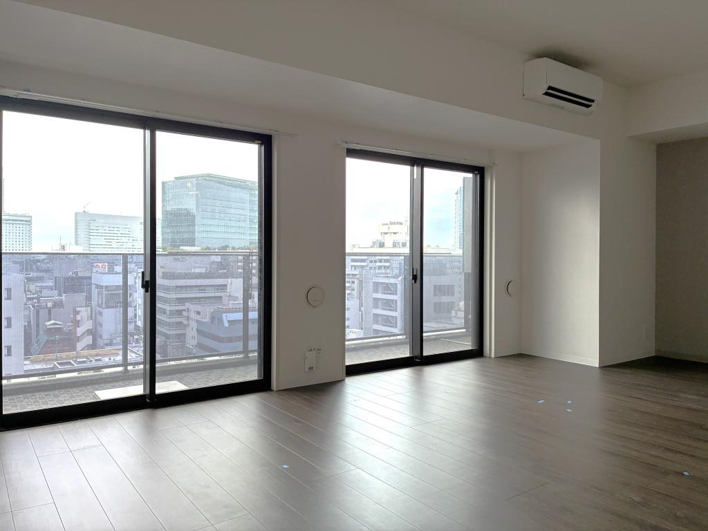 テアトル神南 リビング