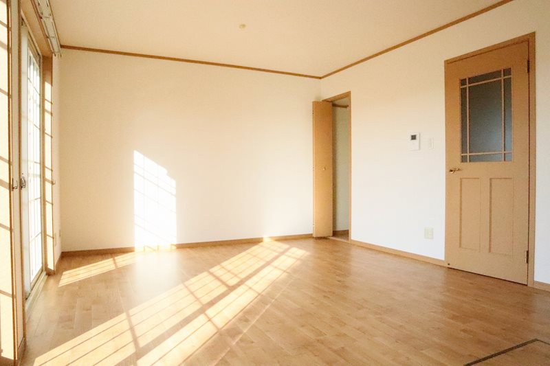 ツインコートいたくら リビング