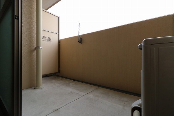 ヴェルキューブ石雲 ベランダ