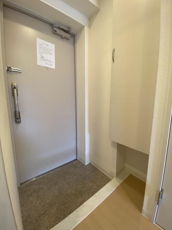 プライムコート不動前 玄関