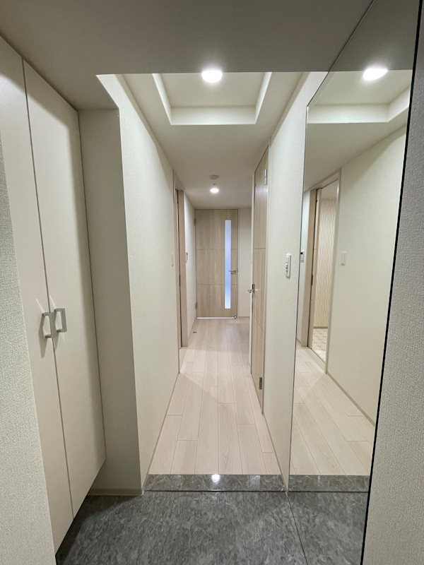 セイワパレス真田山公園南 玄関