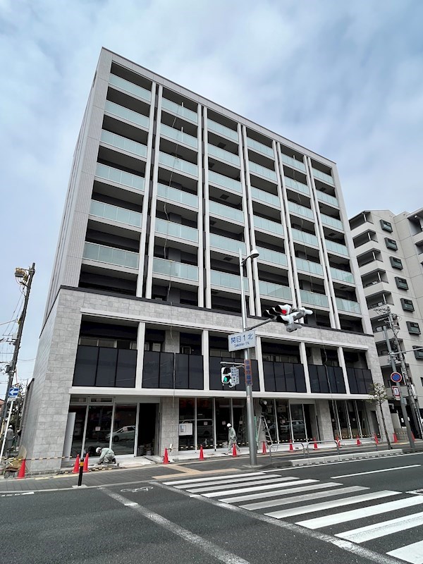 鉄筋コンクリート造9階建