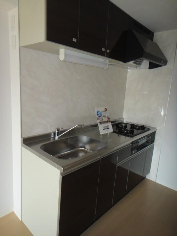 フォーチュン ドゥミール キッチン