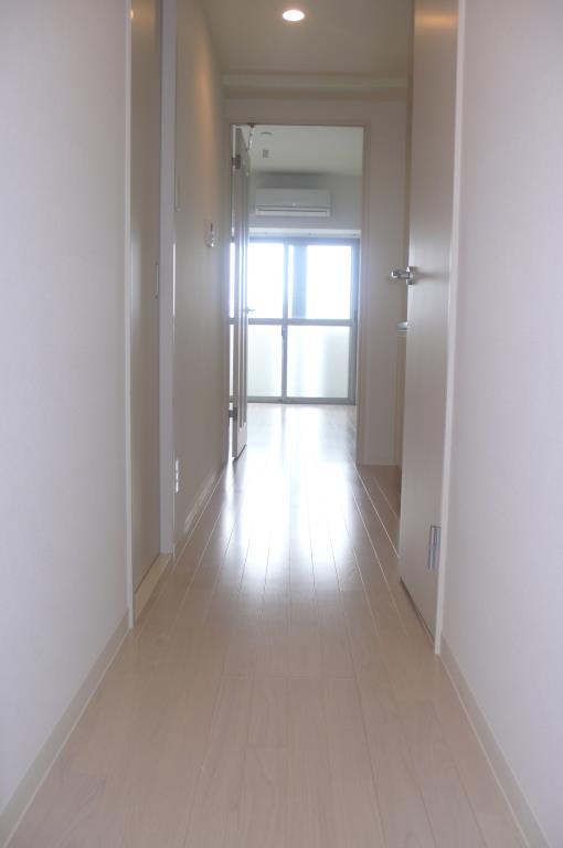 ティーズ ステージ 玄関