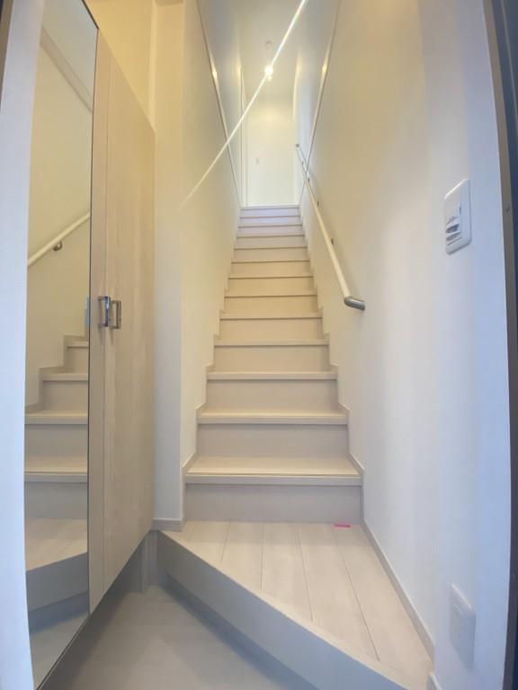 SLAINTE MHOR(スランジバー) 玄関