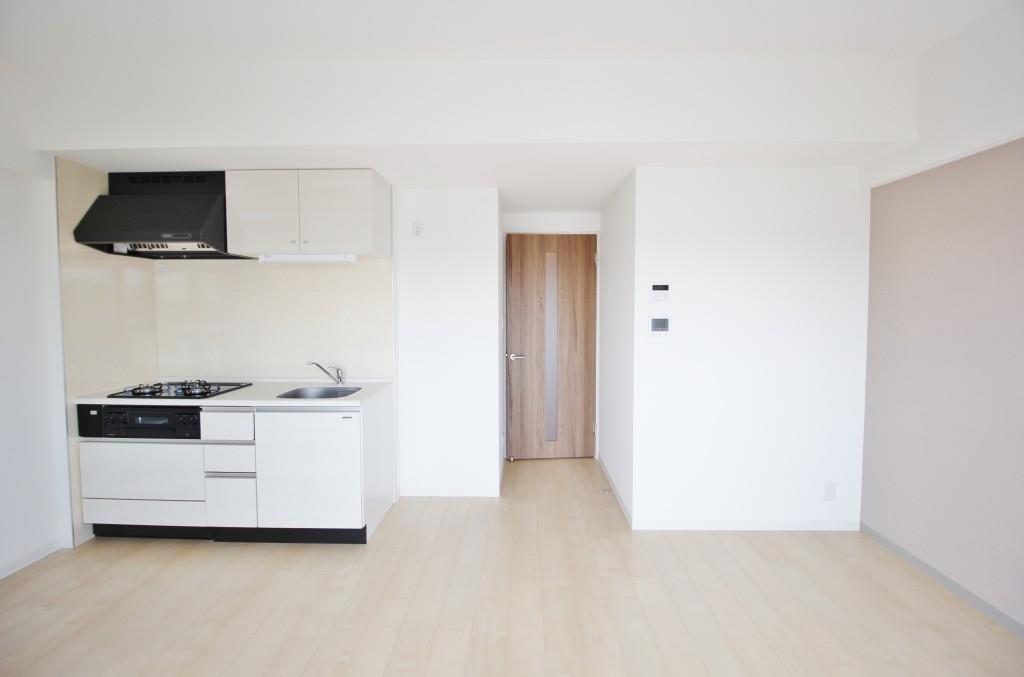 While 椿 リビング