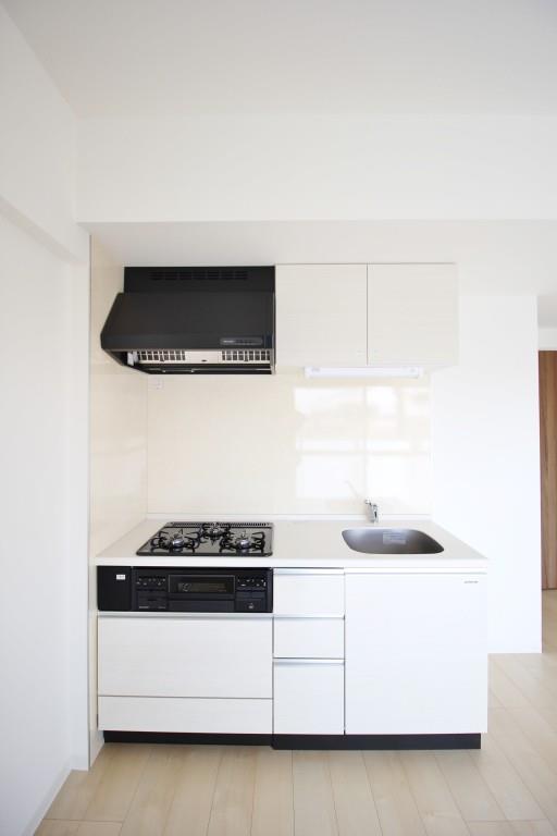 While 椿 キッチン