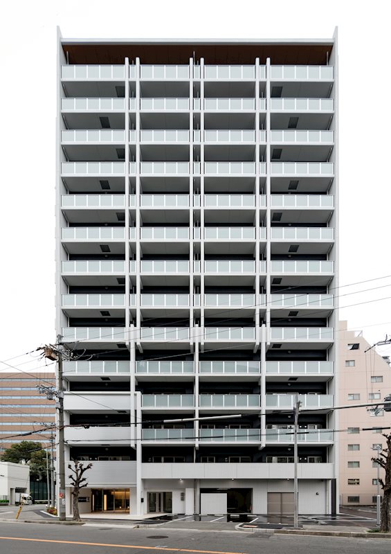 鉄筋コンクリート造14階建て