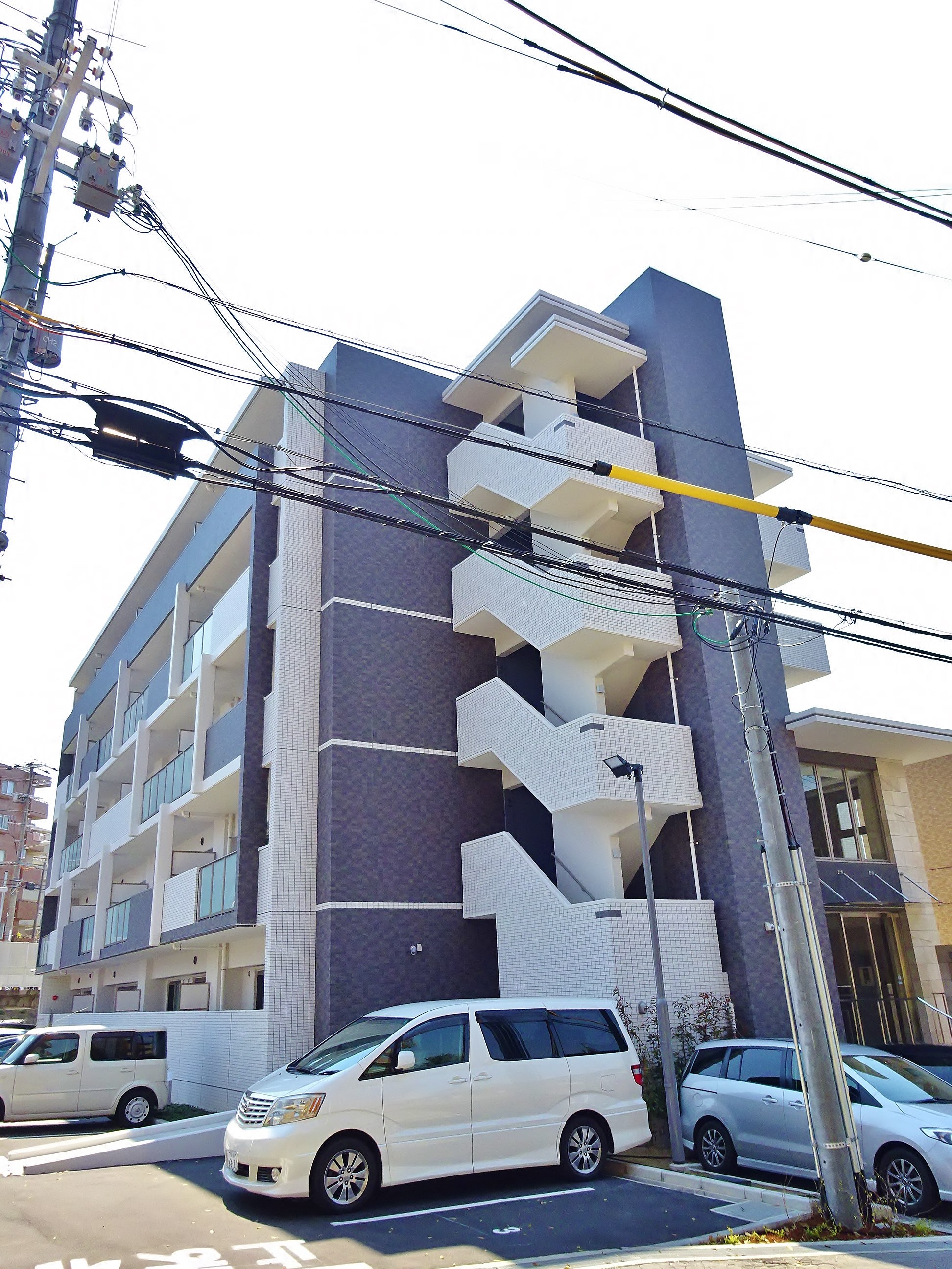 カビサ千里中央 302号室 外観