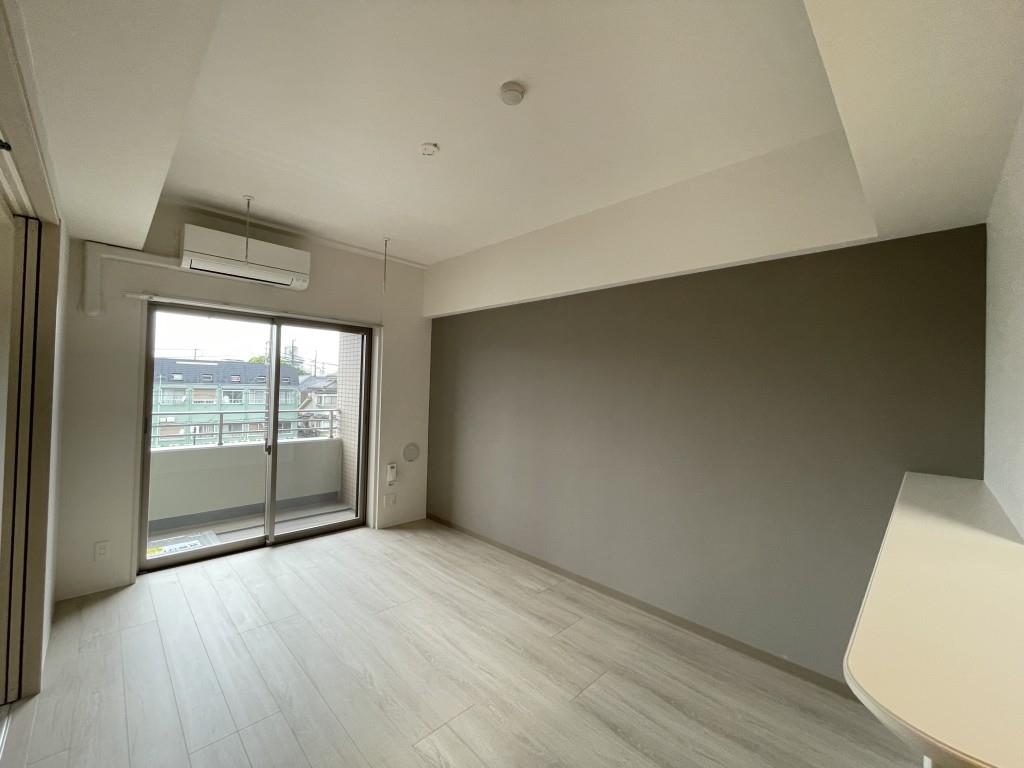 GARDEN COURT A 西高島平 リビング