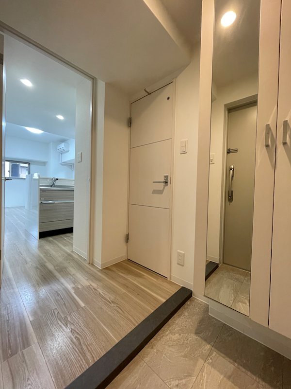 MBC RESIDENCE 玄関