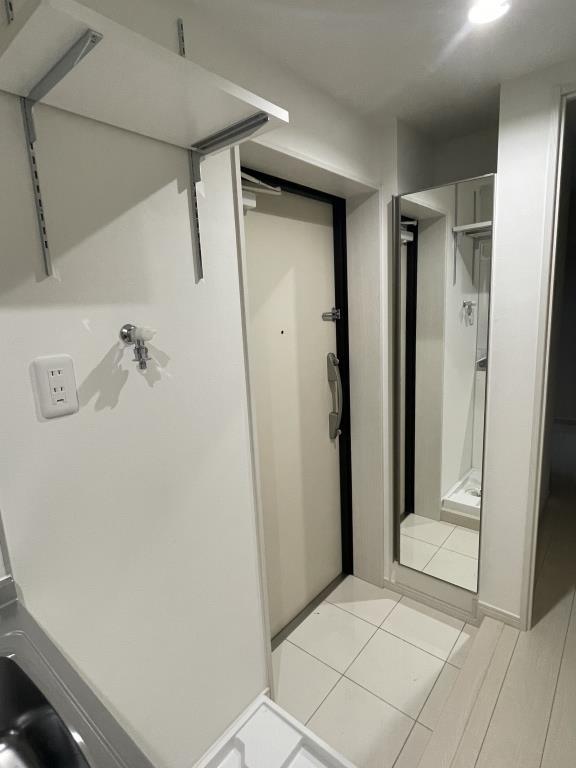 FLレジデンス菁英公館 玄関