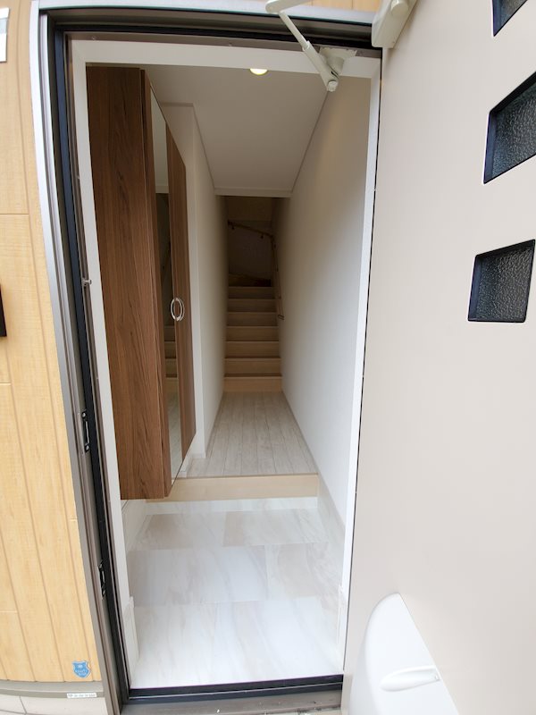 ウエストヒルズ西六甲 玄関