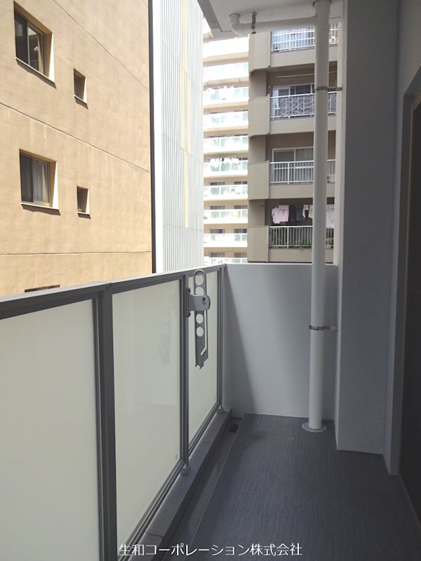 フレール江坂レジデンシャル ベランダ