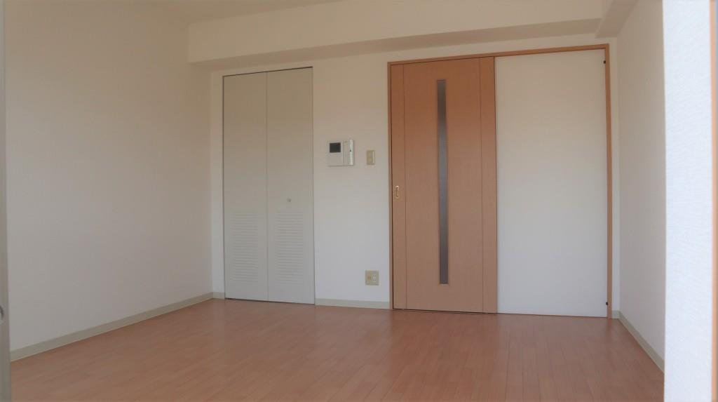 カラコレス穂波 ベッドルーム