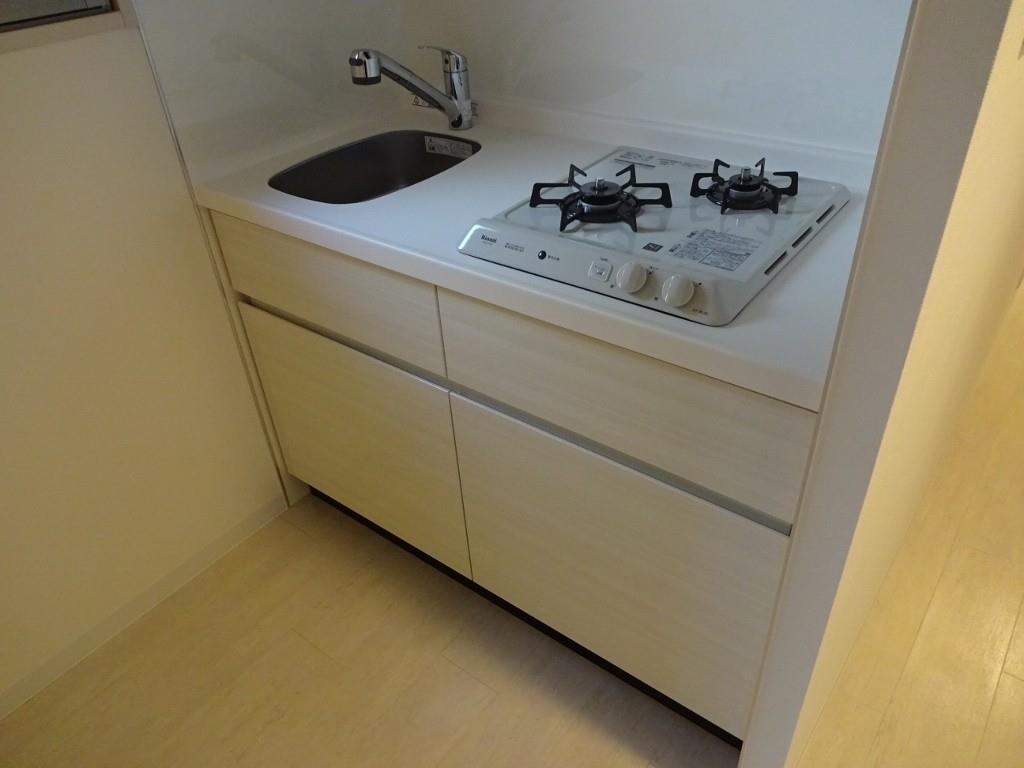 フレール江坂レジデンシャル キッチン