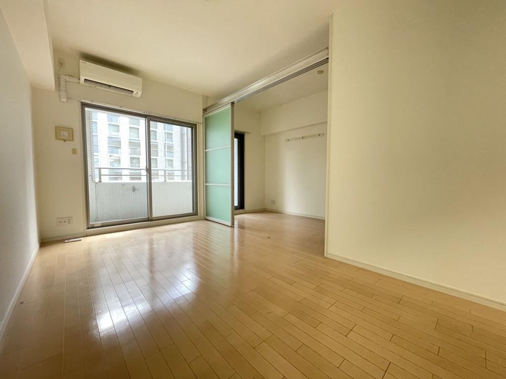 セイワパレス大手前西 リビング