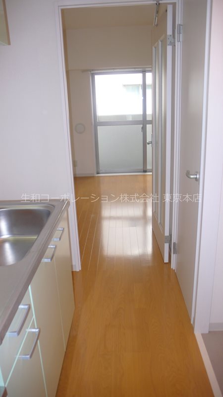 ジェイズ クレイドル 玄関