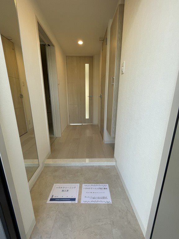 M.R Residence 玄関