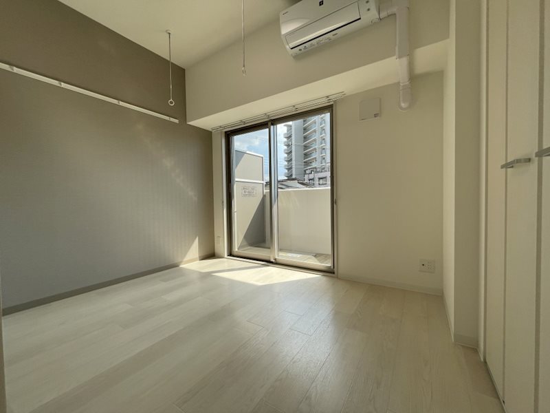 M.R Residence ベッドルーム