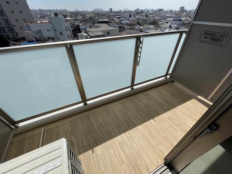 M.R Residence ベランダ