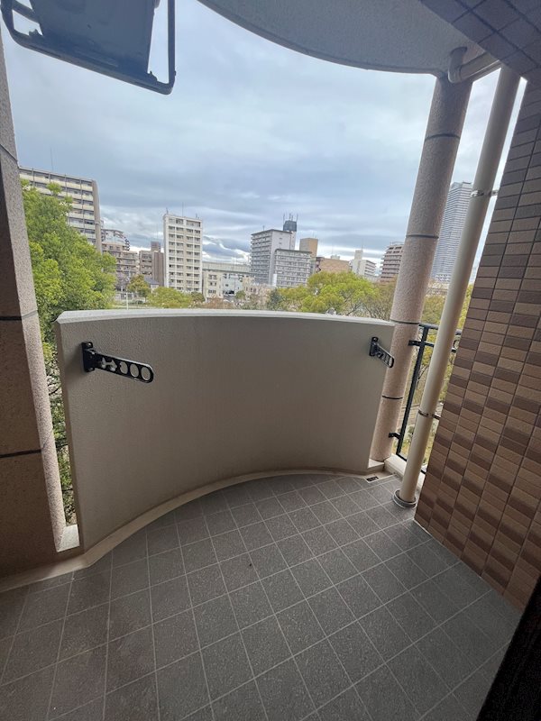 ラグゼ弁天町 ベランダ