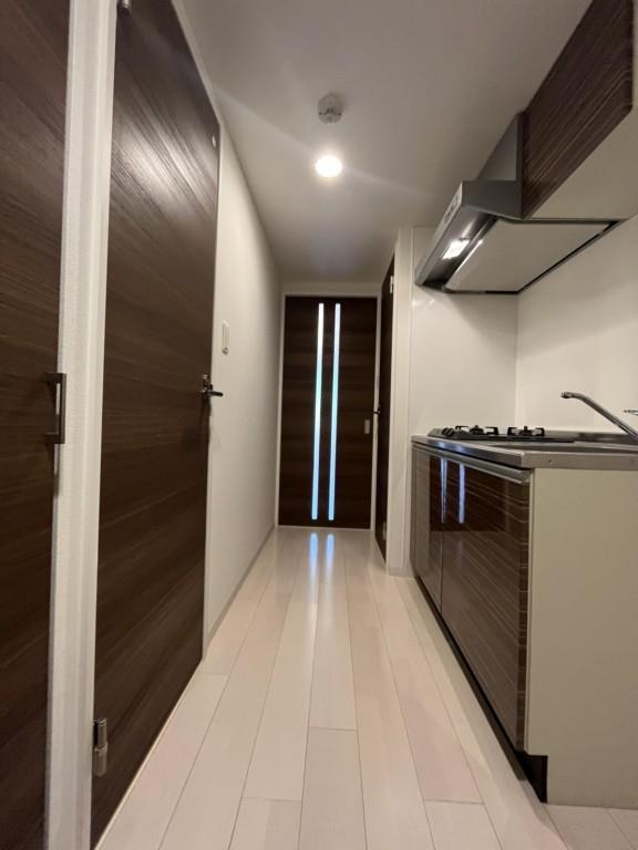 ラグゼ弁天町 玄関