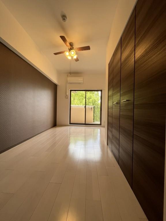 ラグゼ弁天町 ベッドルーム